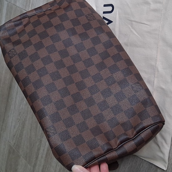 Authentic Louis Vuitton Speedy 30 - Picture 13 of 16